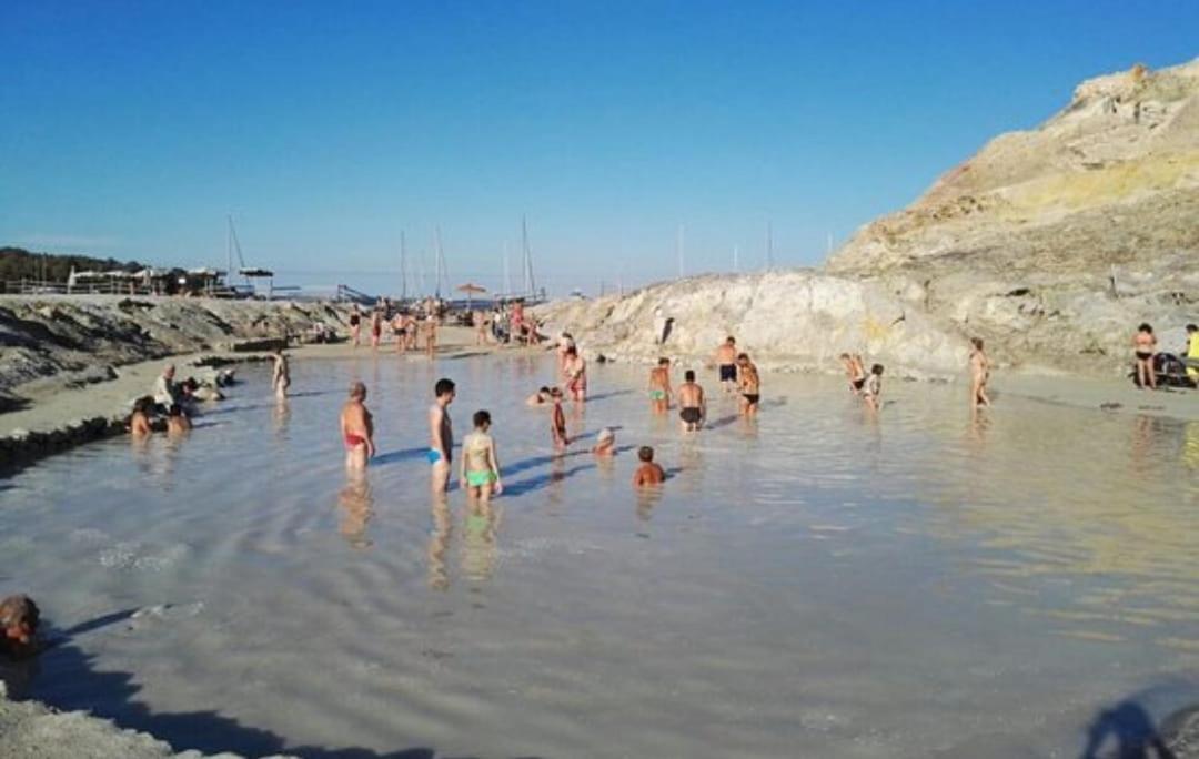 "Appartamento Del Mare Gliaca" Con Vista Isole Eolie,Ampia Terrazza,Wifi E Parcheggio Privato Gratuito Piraino Dış mekan fotoğraf