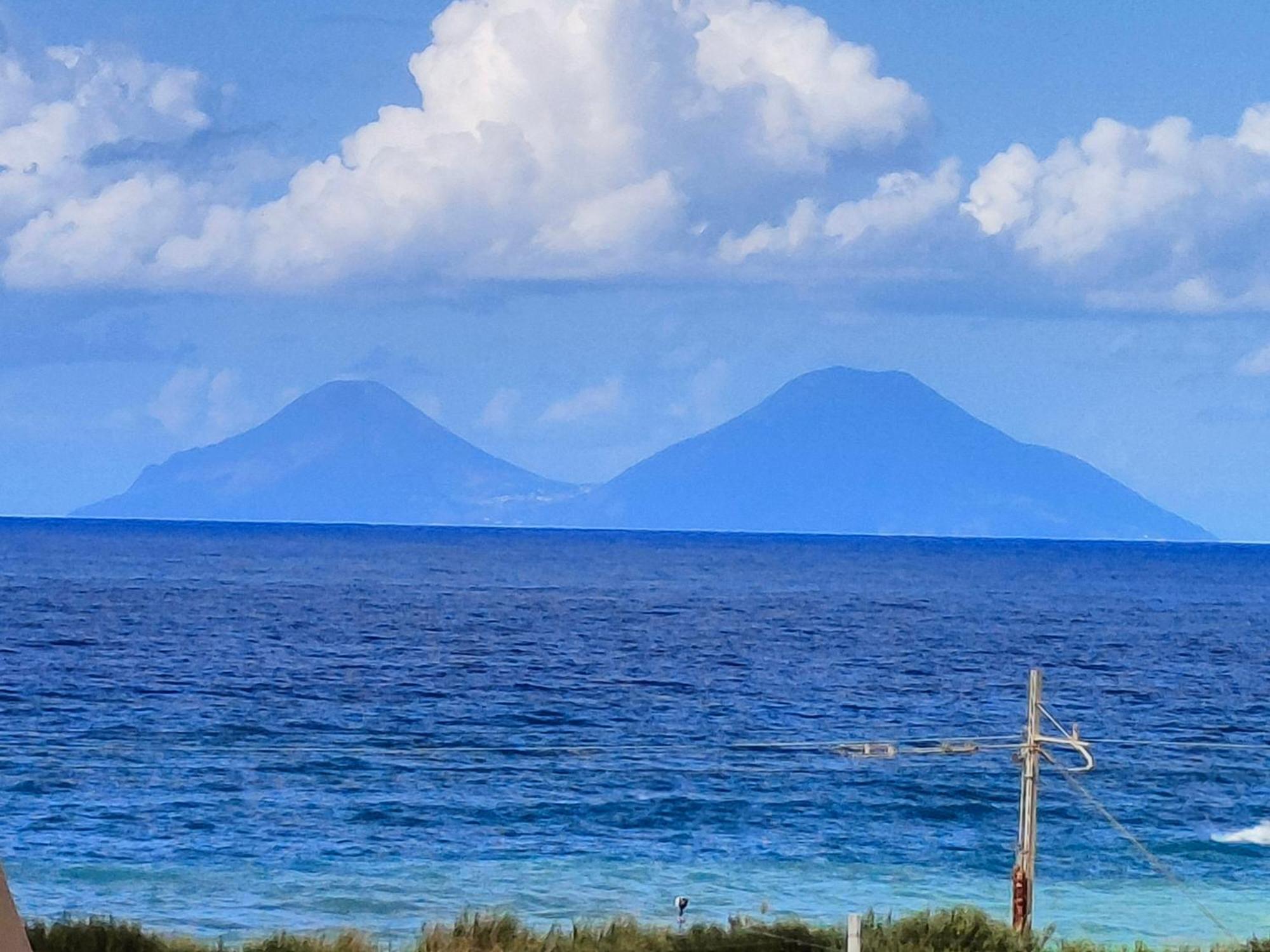 "Appartamento Del Mare Gliaca" Con Vista Isole Eolie,Ampia Terrazza,Wifi E Parcheggio Privato Gratuito Piraino Dış mekan fotoğraf
