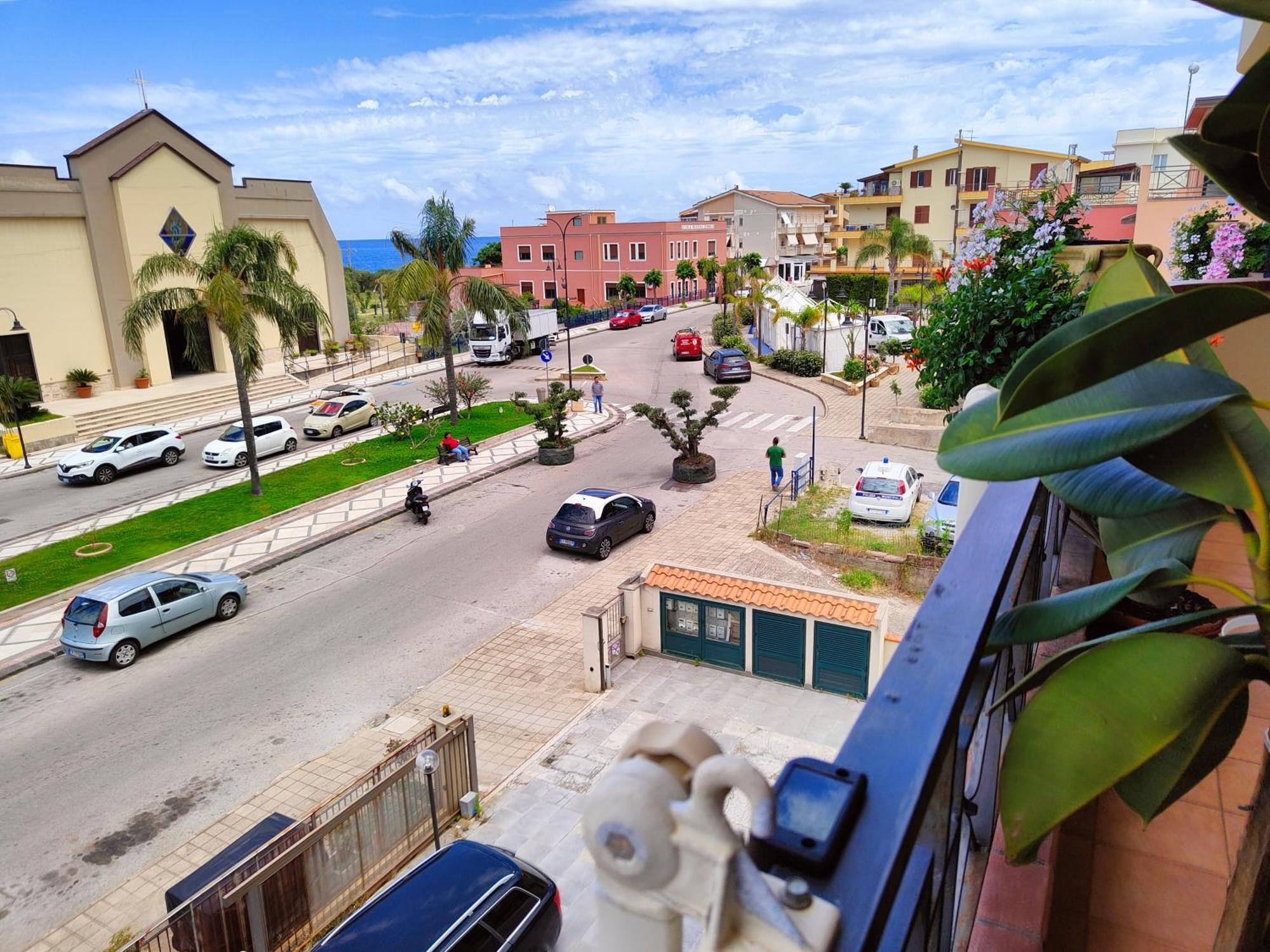 "Appartamento Del Mare Gliaca" Con Vista Isole Eolie,Ampia Terrazza,Wifi E Parcheggio Privato Gratuito Piraino Dış mekan fotoğraf